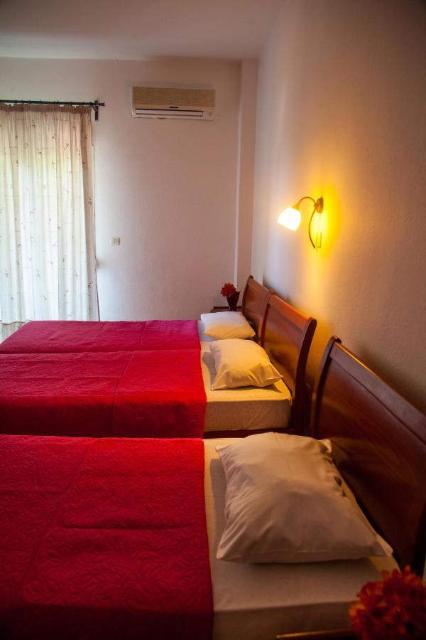 Hotel Adonis Kriopigi Exteriér fotografie
