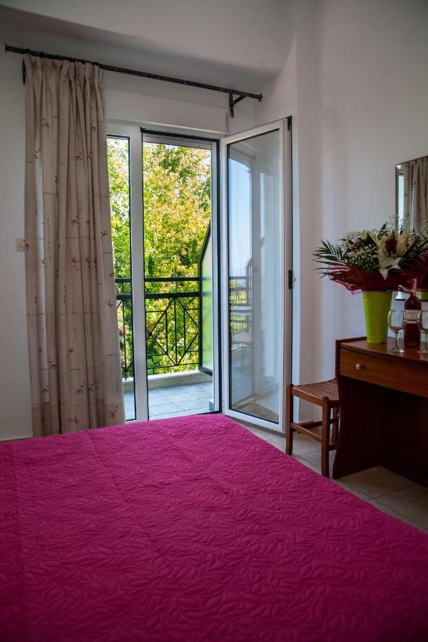 Hotel Adonis Kriopigi Exteriér fotografie